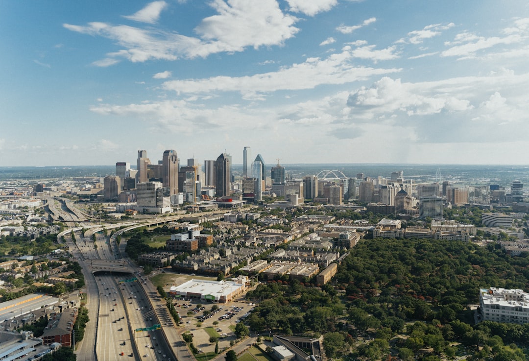 1031 Capital Targets Dallas Retail Stability