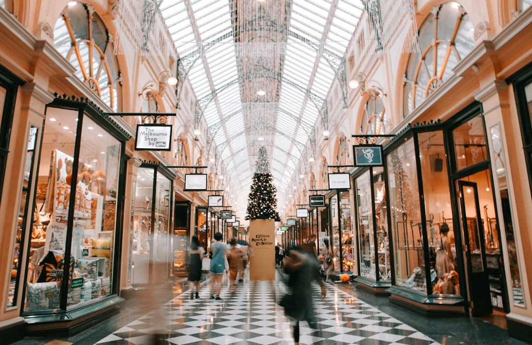 Consumer Return Preferences Redefine Retail Engagement Strategies
