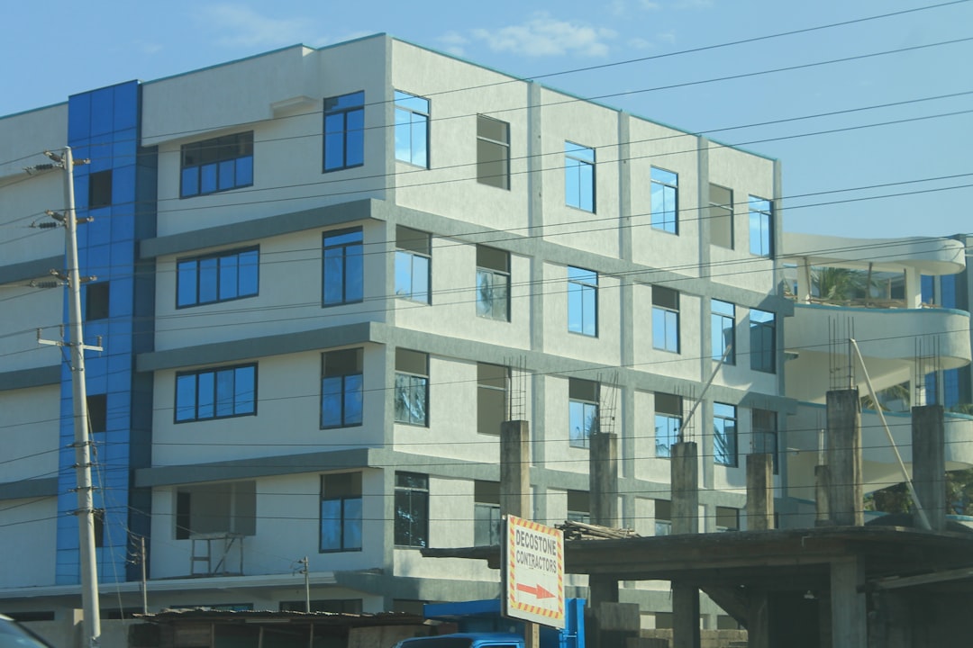 CRE Sector Divergence Intensifies