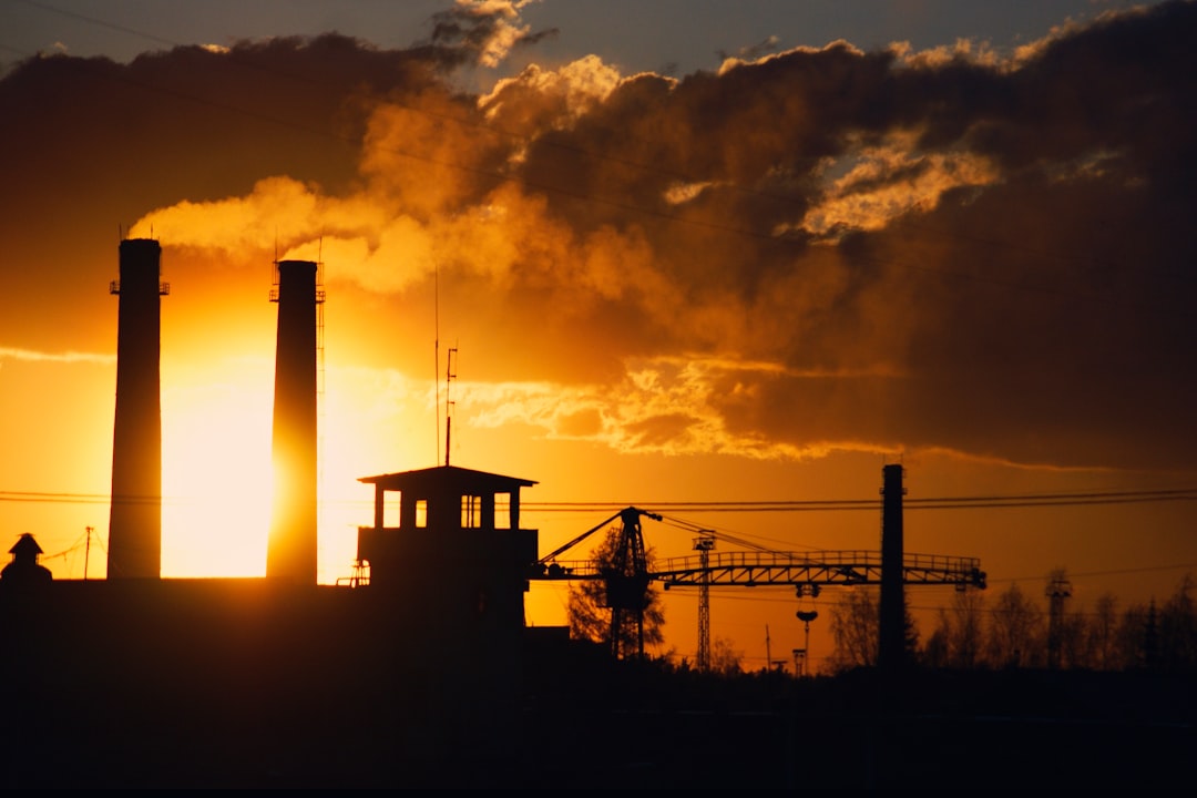 Industrial demand snaps back; vacancy steadies