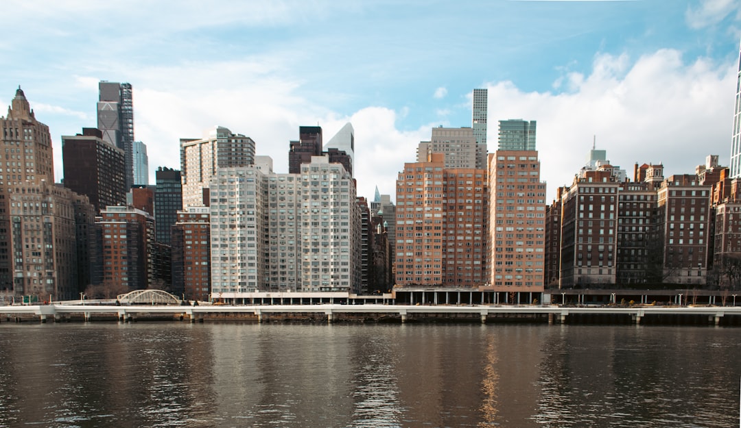 Longer Mortgage Terms Reflect Growing Strain in Housing Access