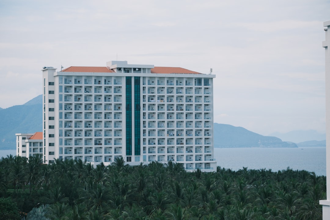 Lower Rates Revive Hotel Investment