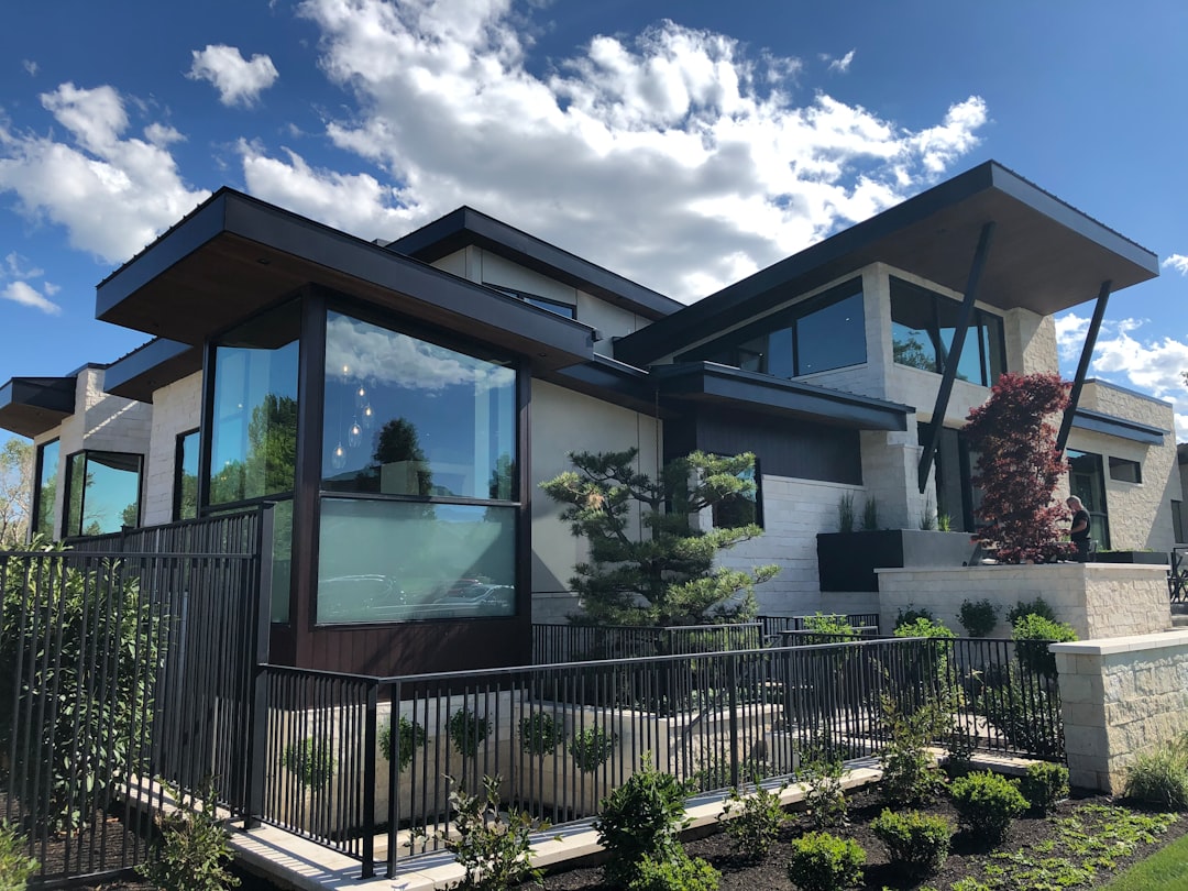 Luxury Home Sales Sink to Decade Low