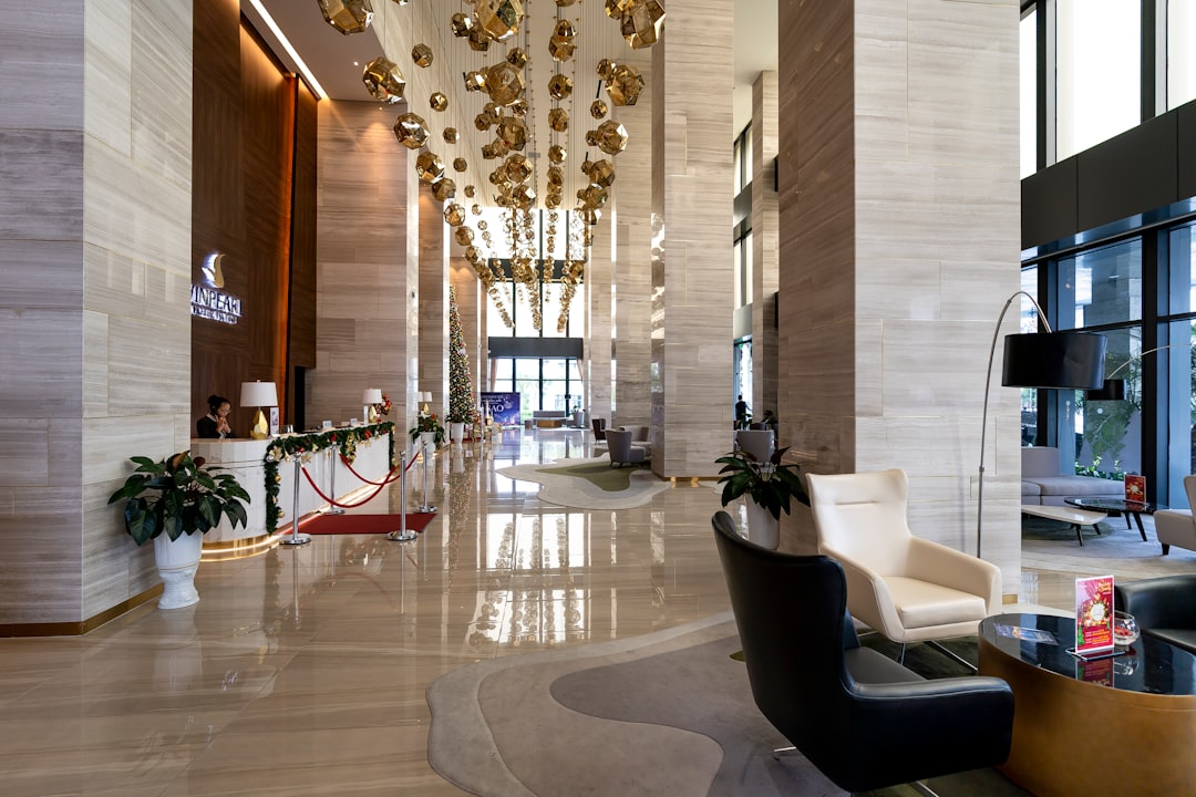 Luxury Hotel Pricing Edges Up Among Affluent Travelers as Broader U.S.