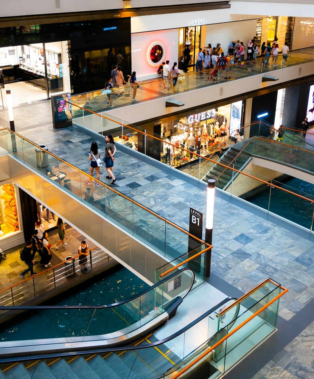 Phoenix Retail Investment Activity Steadies as Market Diverges