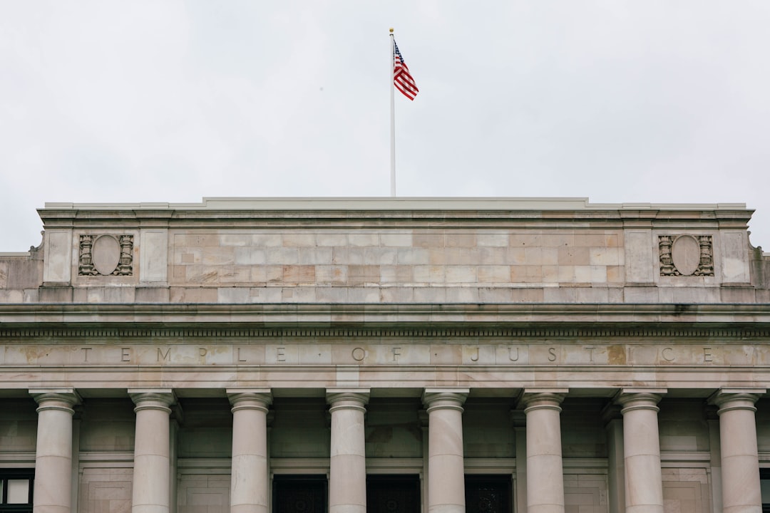 Private Capital Rushes In Amid Fed’s Rate Relief