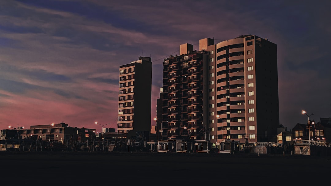 Residential Demand Reaccelerates as Sales Respond to Lower Rates