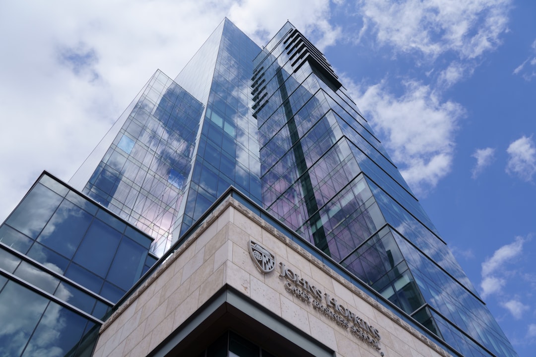 Starwood Weighs NYC HQ Exit Amid Regulatory Uncertainty