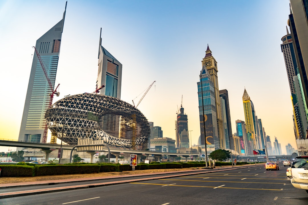 🟡State-Level Bans Cut Foreign Investment Share in U.S. Property