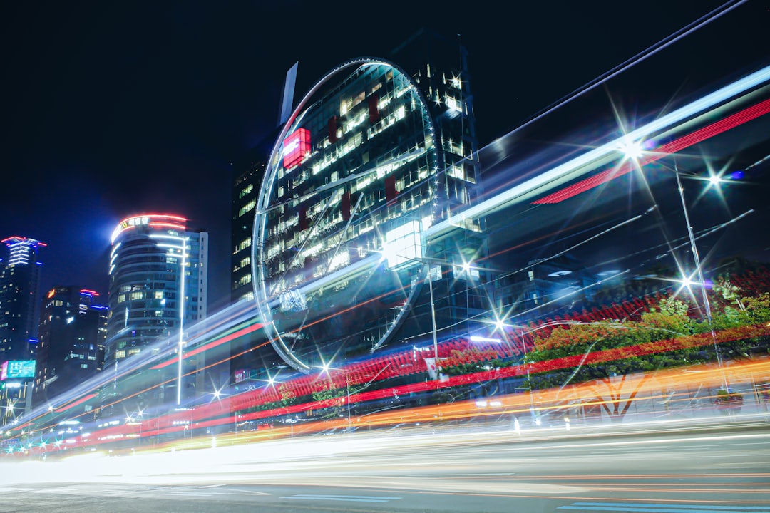 Industrial and Data Center CRE Investment Firms as Office, Retail Lag (Q3 2025)